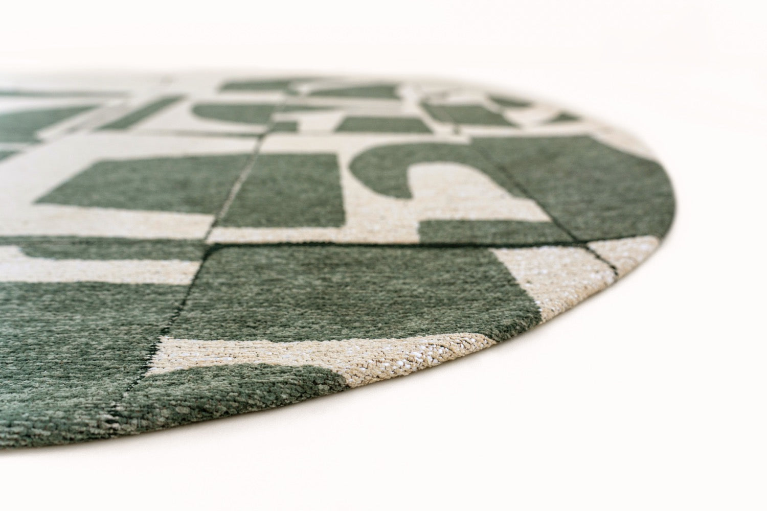 Louis de Poortere Craft Papercut Round Sea Spray 9361