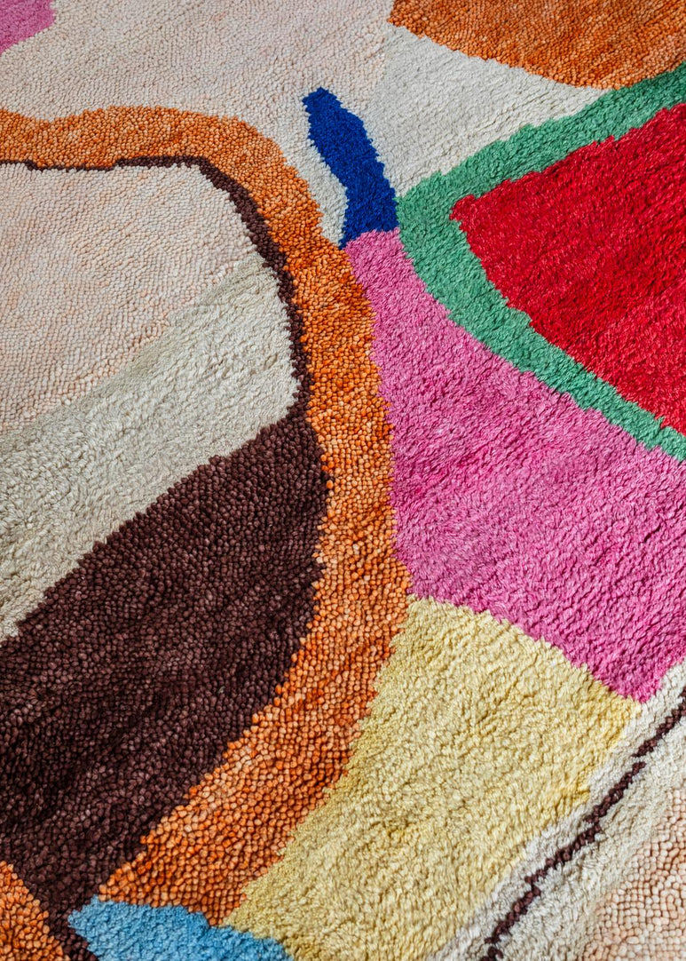 Layered Heather Chontos Kaleidoscope vloerkleed, detail van de handgeknoopte wol
