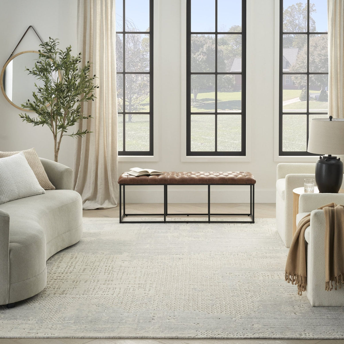 Nourison Harmony HAY04 Ivory Grey vloerkleed, in een interieur