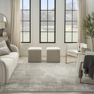 Nourison Harmony HAY06 Silver Grey vloerkleed, in een interieur