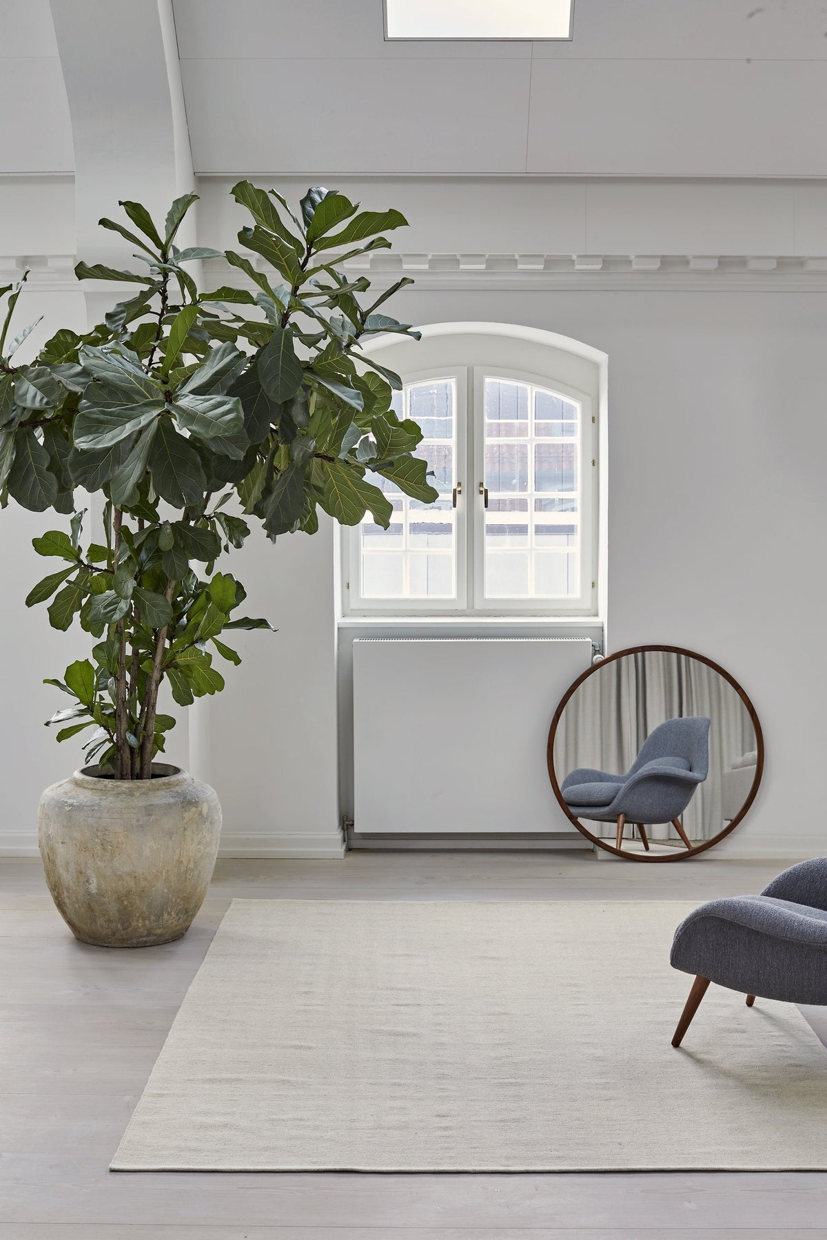Massimo Escape Kelim Chalk wollen tapijt, in een interieur