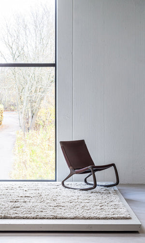 Massimo Rya Soft Beige hoogpolig vloerkleed, in een interieur